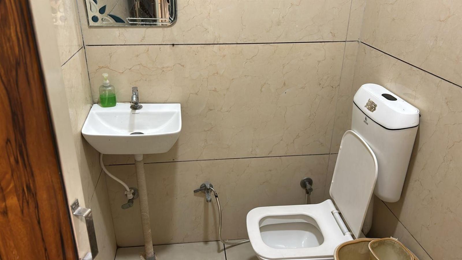 Hotel Empire Udždžain Exteriér fotografie
